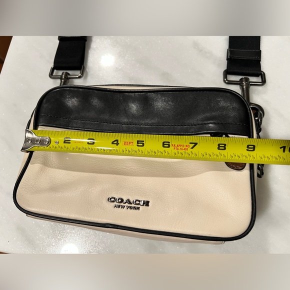 COACH Graham Leather Color Block Crossbody Bag (Unisex) 🔥 - Picture 10 of 16